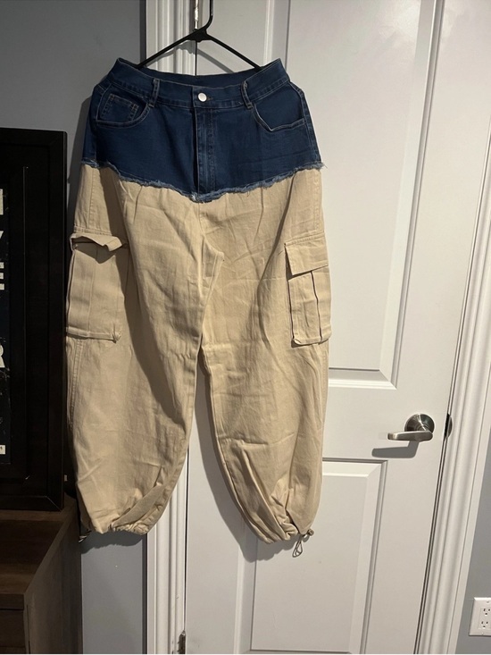 DAVI & DANI Other - Two-Tone Beige Cargo Pants with Dark Blue Waist - Davi & Dani Size M/L